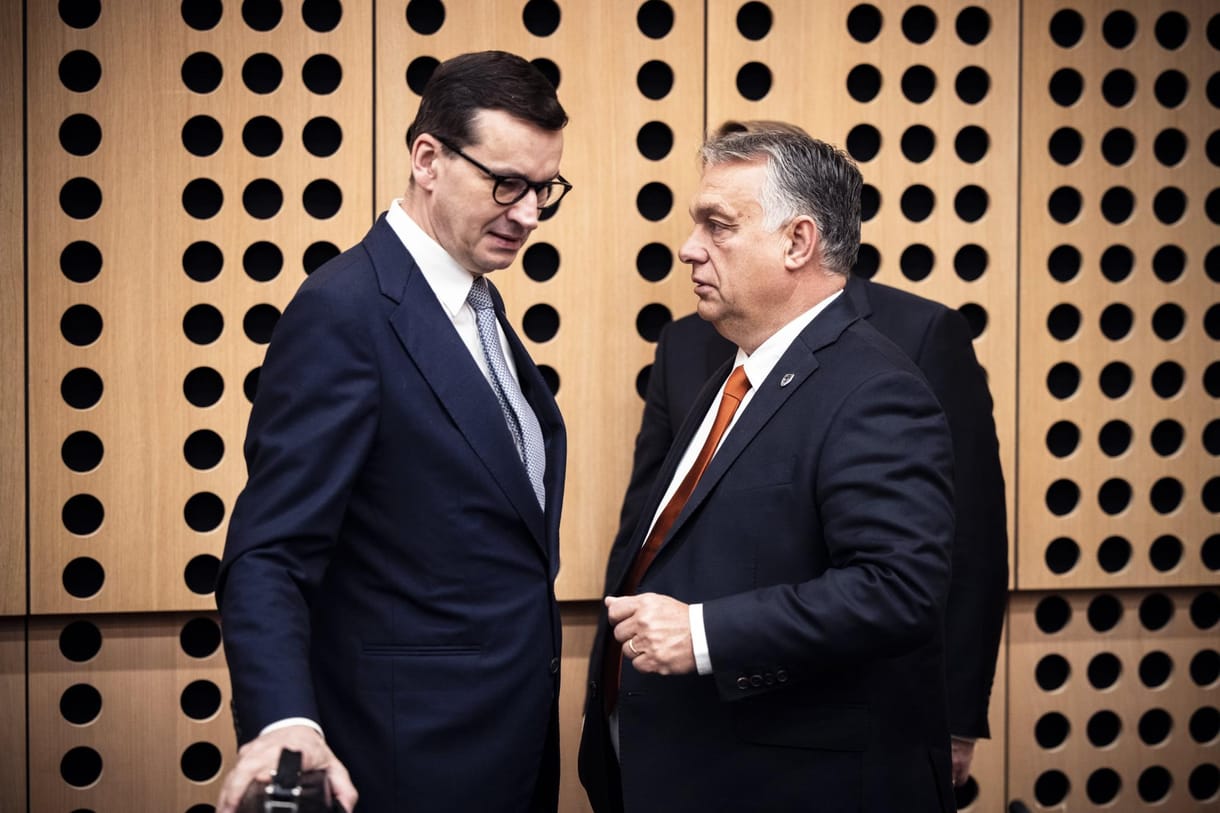 Morawiecki befogadná a Fideszt Meloniék jobboldai EP-frakciójába