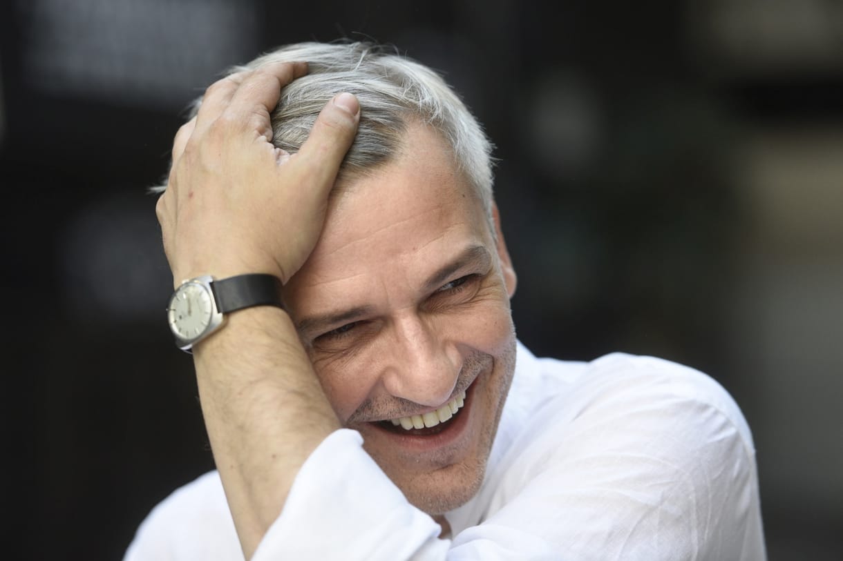 Visszatér a képernyőre Alföldi Róbert