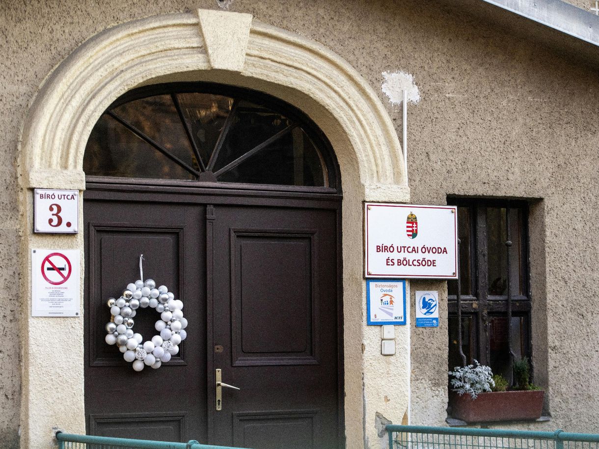 Balesetveszélyre hivatkozva zárják be a reformátusok a Bíró utcai óvodát, a szülők jogi útra terelhetik az ügyet