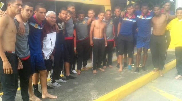 Útonállók kiraboltak egy venezuelai futballcsapatot