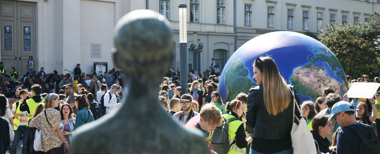 Mozgásban a világ: Ezek most a politikai gazdaságtan nagy trendjei