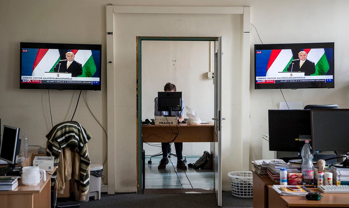 Hálapénzen élő jobboldali megmondók: a kultúrharc összeér a médiaháborúval