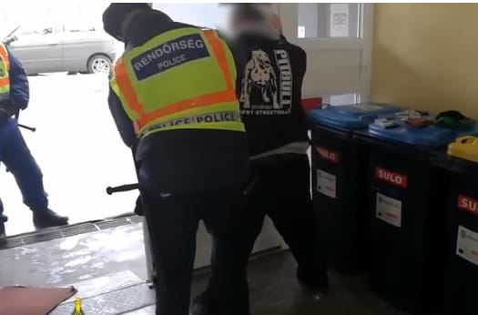 Bíróság elé állítják a februárban lekapcsolt koncertjegyhamisítót
