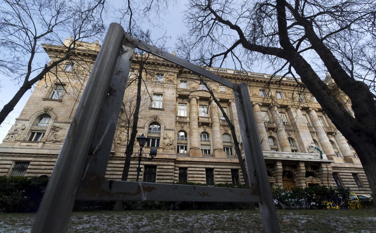 Rosszul kiszámolt kamat, hibás árfolyamszámítás, részletek helyett egyben beszedett törlesztés miatt is járt vissza pénz a bankoktól
