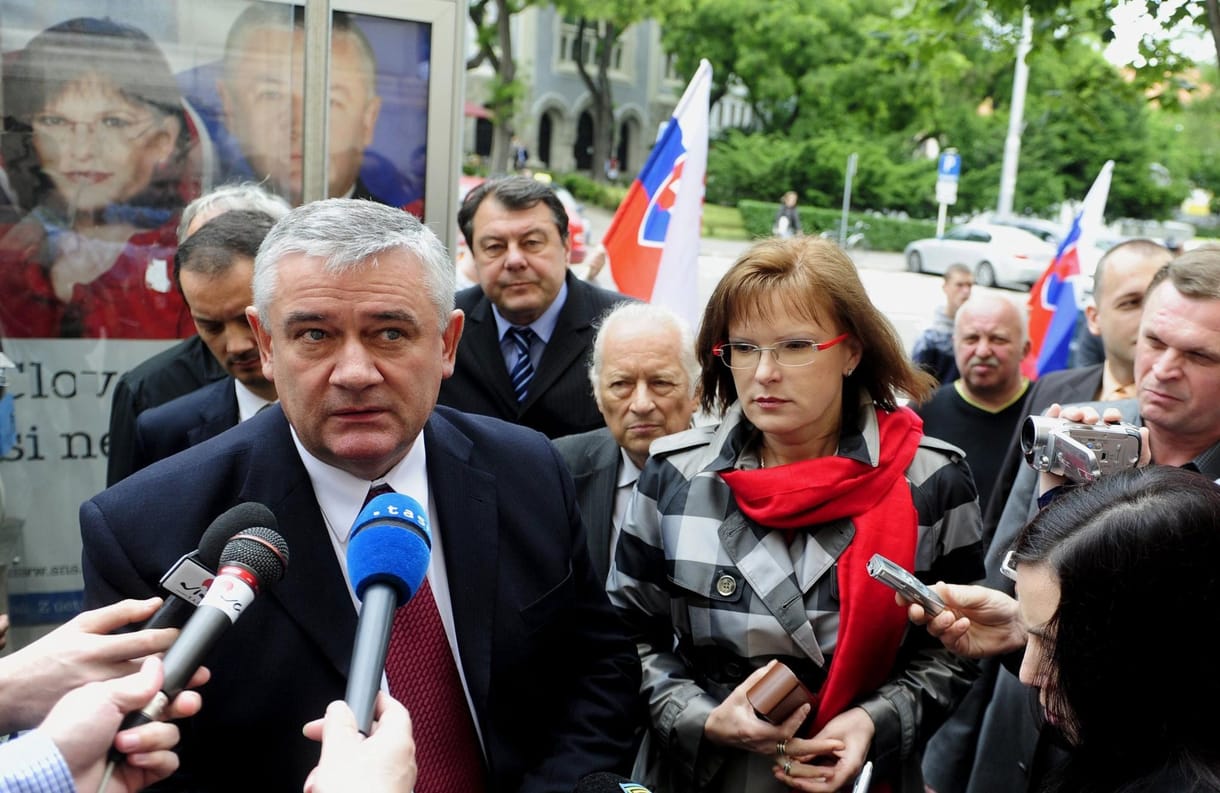 Slota nem adja fel, tovább gyűjti az aláírásokat