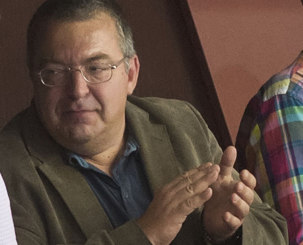 Itt egy párt, amely Simicskát akarja miniszterelnöknek