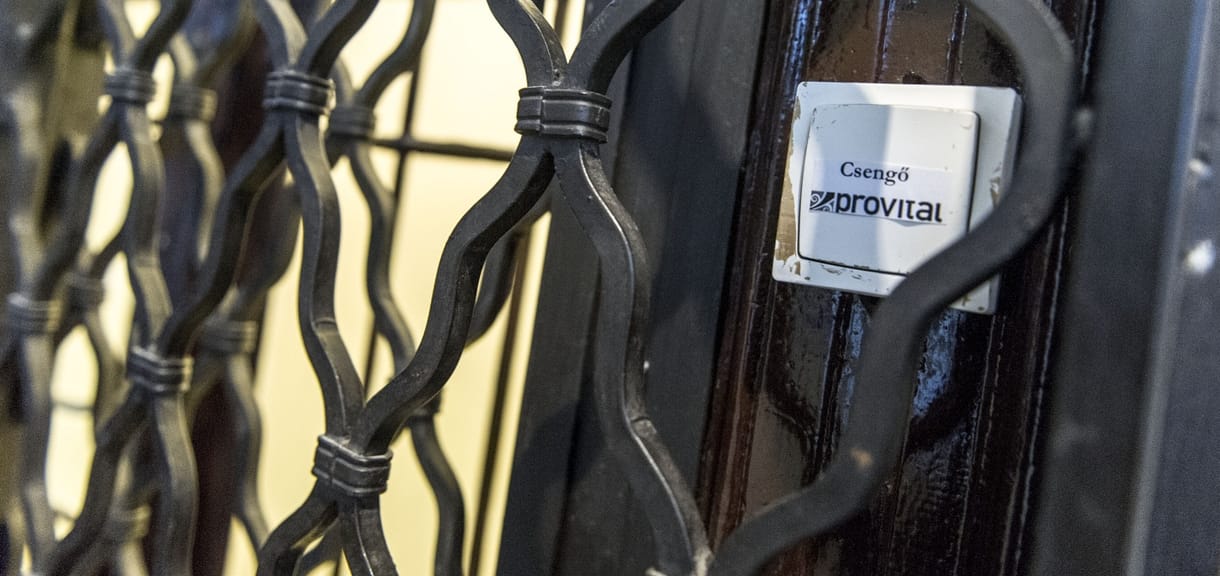 Messziről bűzlik a titokzatos óriás szennyvízberuházás
