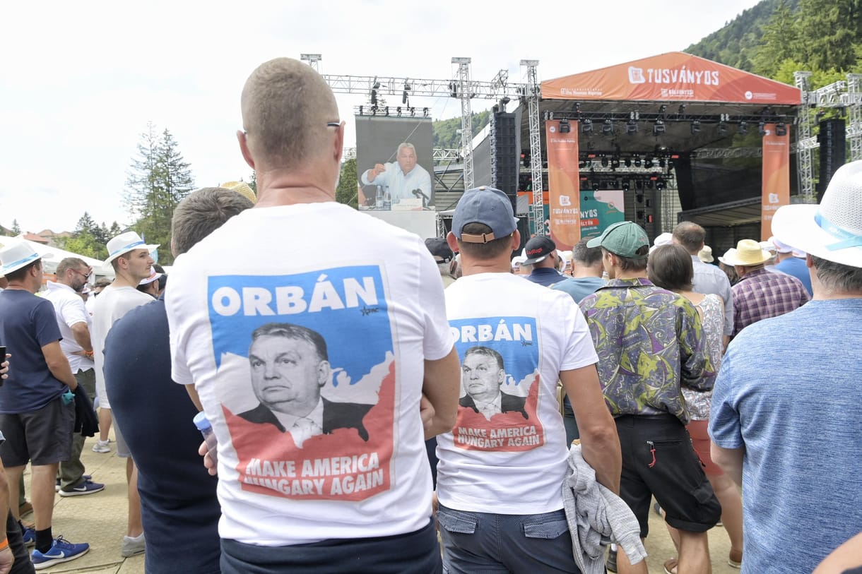 Mi nem üzletelünk Oroszországgal - válaszolta Orbán Viktornak a lengyel külügyminiszter-helyettes