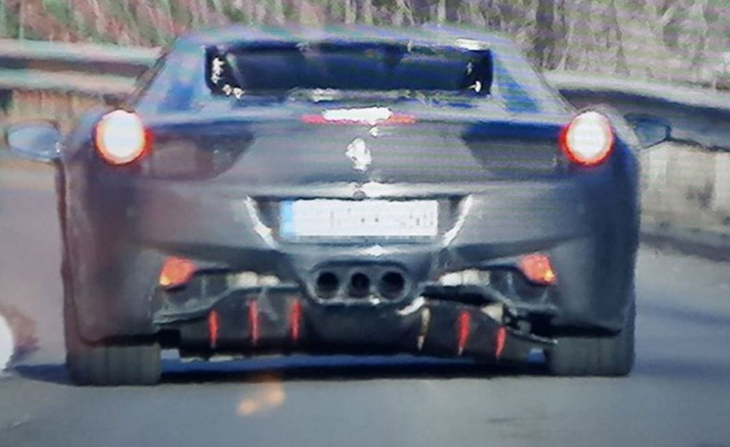 Egy Ferrari volt itthon a gyorshajtási csúcstartó tavaly