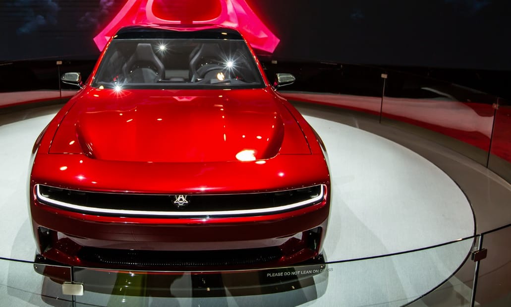 Íme a Dodge 680 lóerős izomautója, a hangtalan új elektromos Charger 