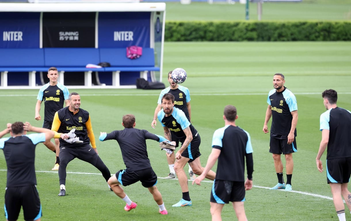 Milan vagy Inter? Ki nyeri az olasz párharc első felvonását a BL-ben?