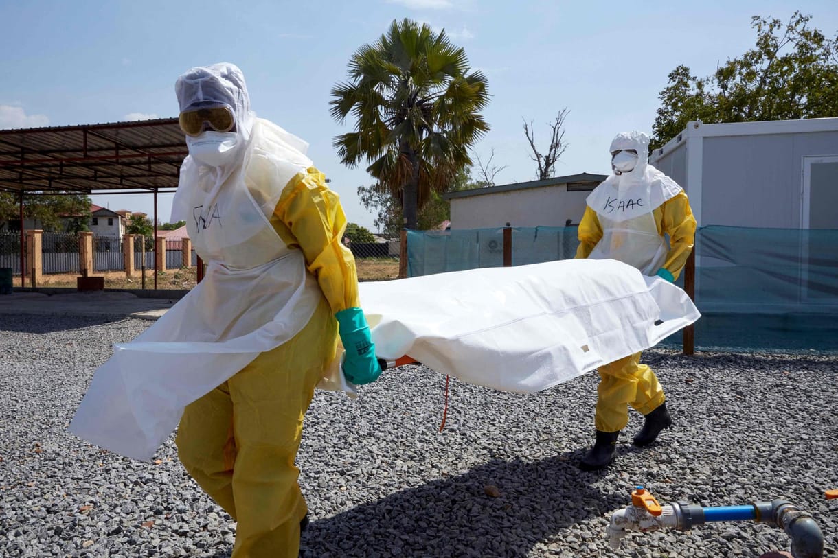 Alvó ügynök: ébredezik az Ebola