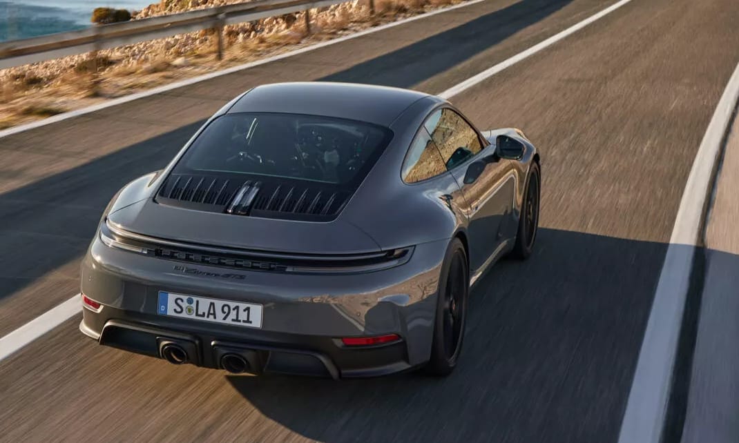 Bőven 70 millió forint felett nyit Magyarországon az első hibrid Porsche 911