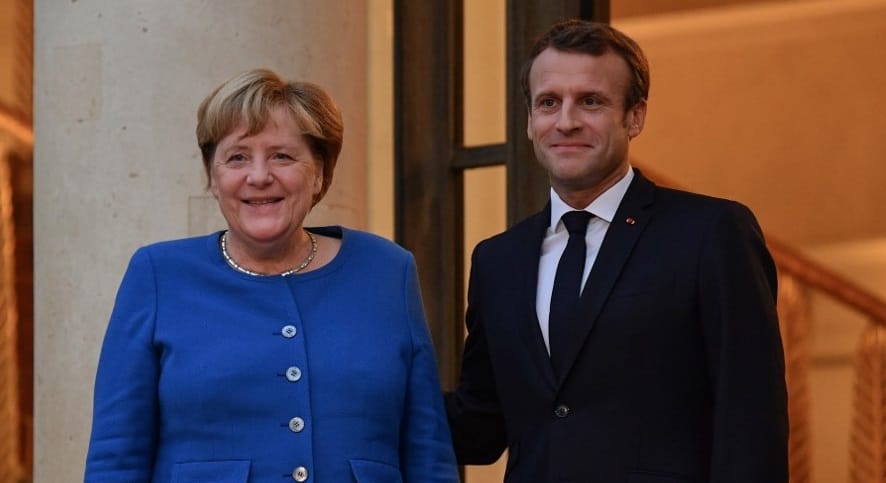Macron: A török támadásnak azonnal le kell állnia