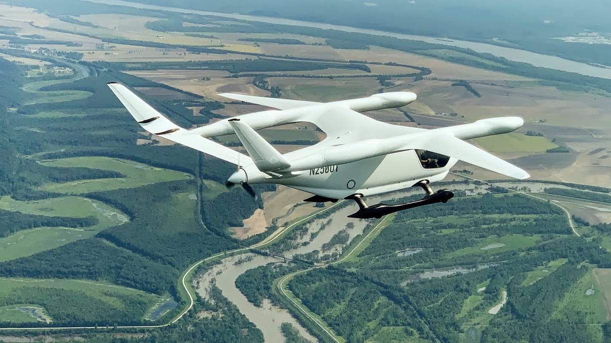 2200 kilométert repült egy elektromos jármű