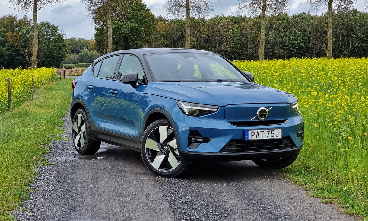 Kivágja a magas C-t: meghajtottuk a Volvo C40 villanyautót