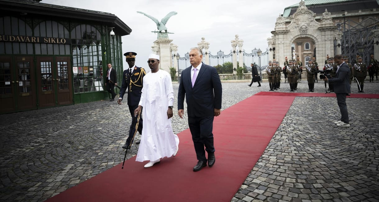 Mit keres Magyarország Csádban? Mi a szerepe Orbán Gáspárnak a misszióban? Van ezekre egyáltalán értelmezhető válasz?