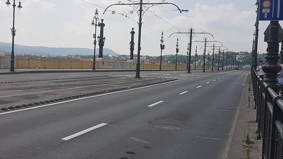 Kettős csősérülés a budai alsó rakparton