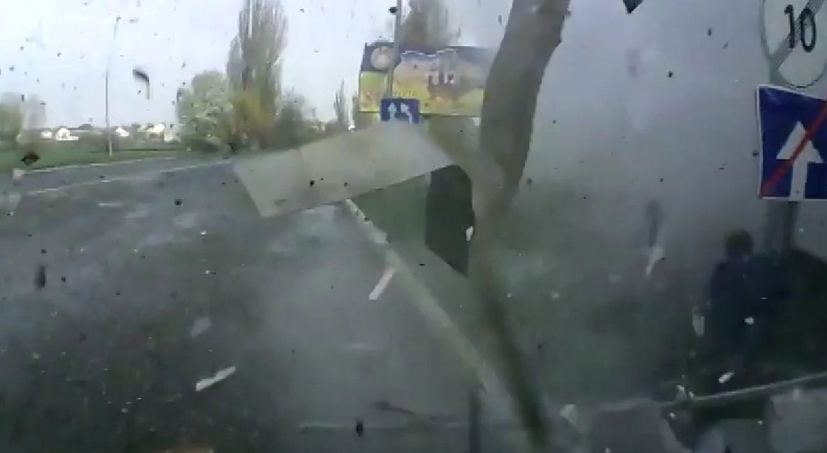 Horror: Benzinkút robbant Ukrajnában – videó