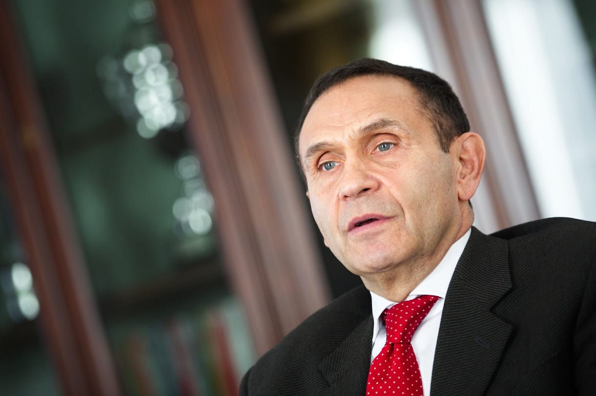 Orbánék bedobták magukat: Bienerthet akarják Gyárfás helyére - most!