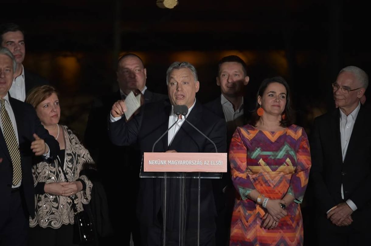 Nagyobb úr ő, mint az Isten, Orbán lesz a fejedelem