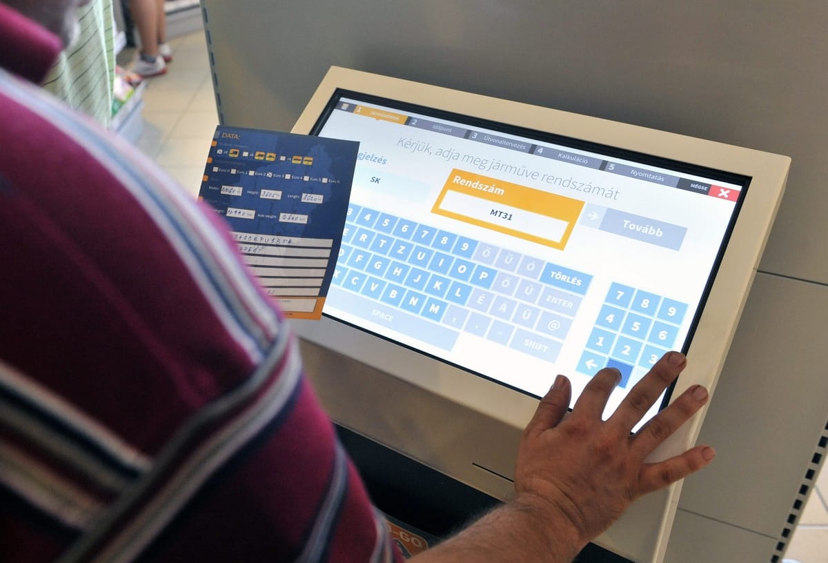 Szándékosan kapcsolták le az e-útdíj rendszerét
