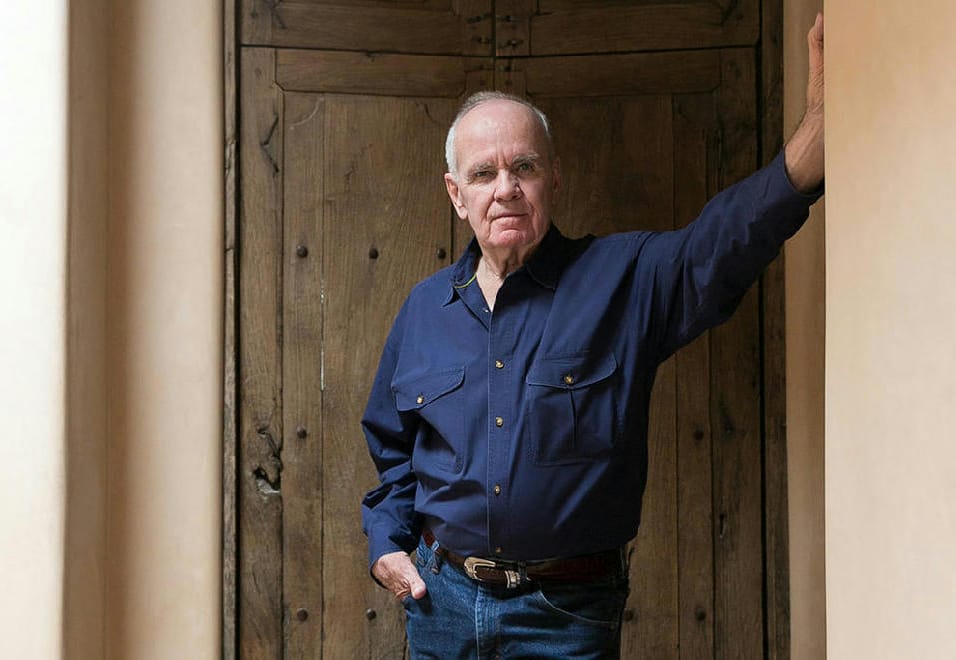 Grandiózus, különös és fenséges páros regénnyel zárta pályafutását Cormac McCarthy