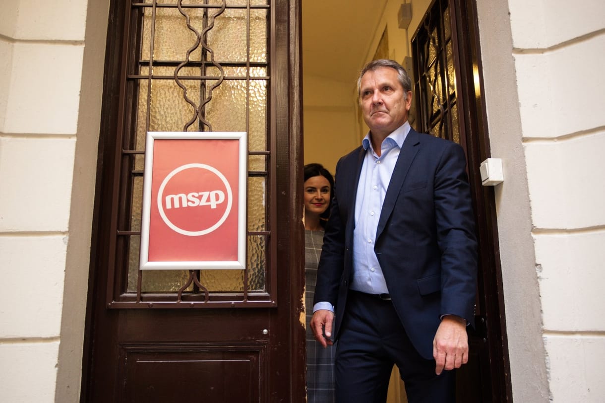 Molnár Gyula megrovást kapott a 60 milliós szerződés miatt