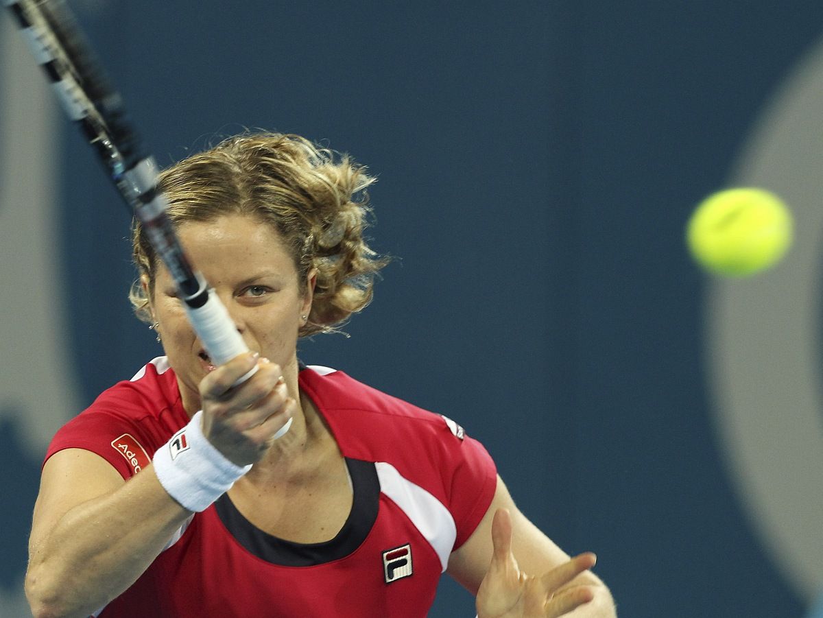 Clijsters nyár végén vonul vissza másodszor