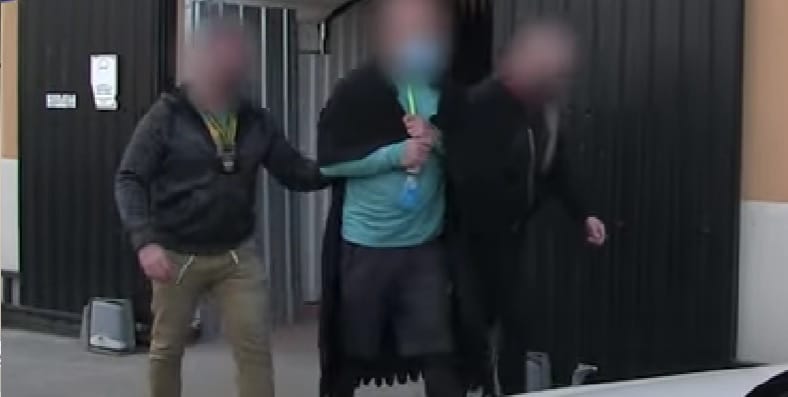 Postán küldte külföldi vevőknek a tiltott potencianövelőket és nyugtatókat egy budapesti férfi