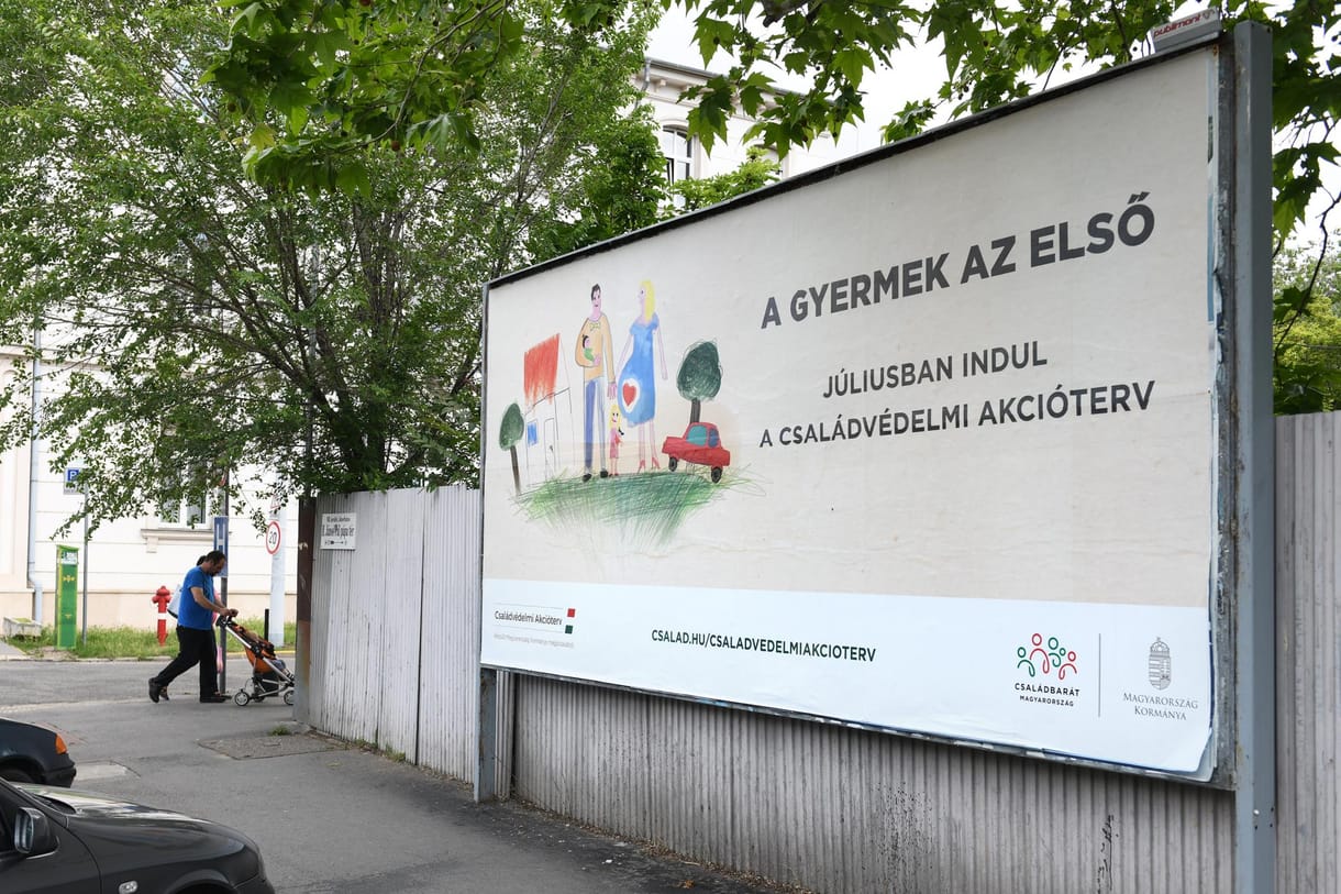 Állami családtámogatások a választások után: maradnak, mennek vagy átalakulnak?