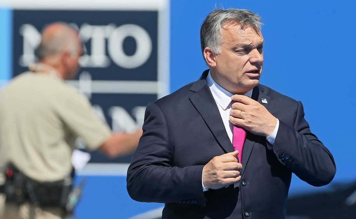 A NATO érdekeinek megsértésével vádolja 11 ország a magyar kormányt