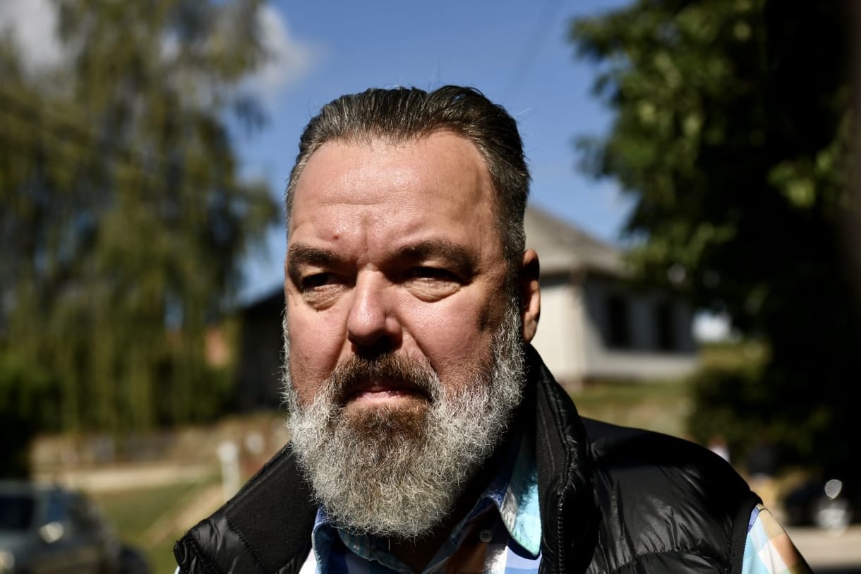 Egyetlen fideszes volt, aki próbálta jobb kedvre deríteni a kirúgott L. Simon Lászlót. De sikerült?