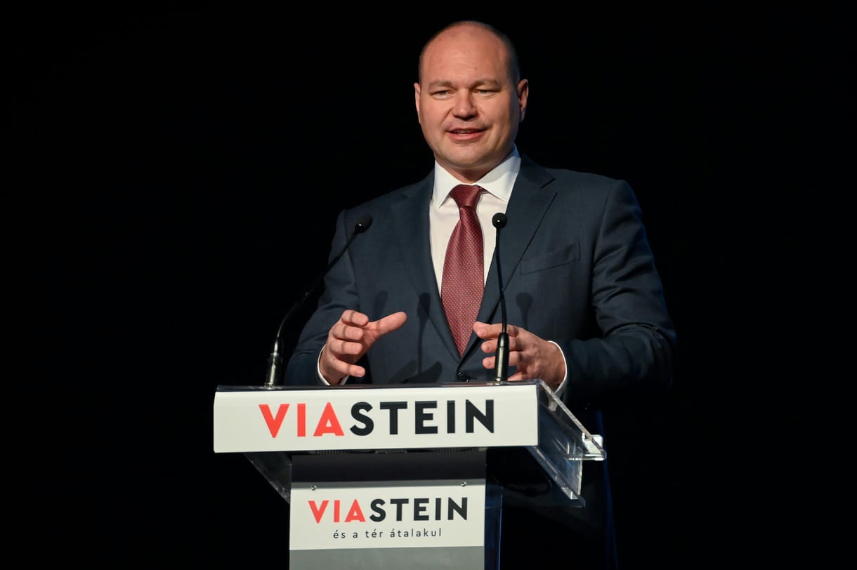 Újabb geotermikus projektbe fektetett a kavicskirály