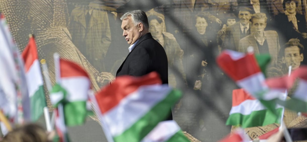 Foreign Policy: Miként ment át Magyarország diktatúrába?