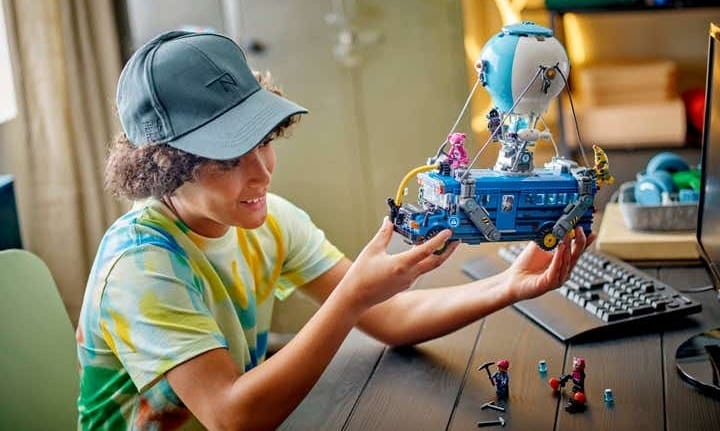 Ez nagyot szólhat: Fortnite-készleteket adott ki a Lego