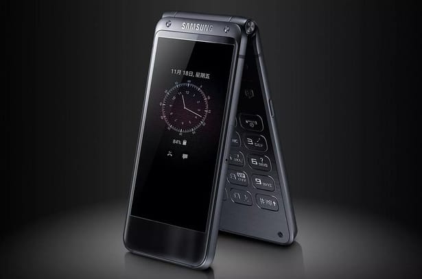 Csúcskategóriás nosztalgia? Ezt a Samsung-telefont biztosan sokan akarnák