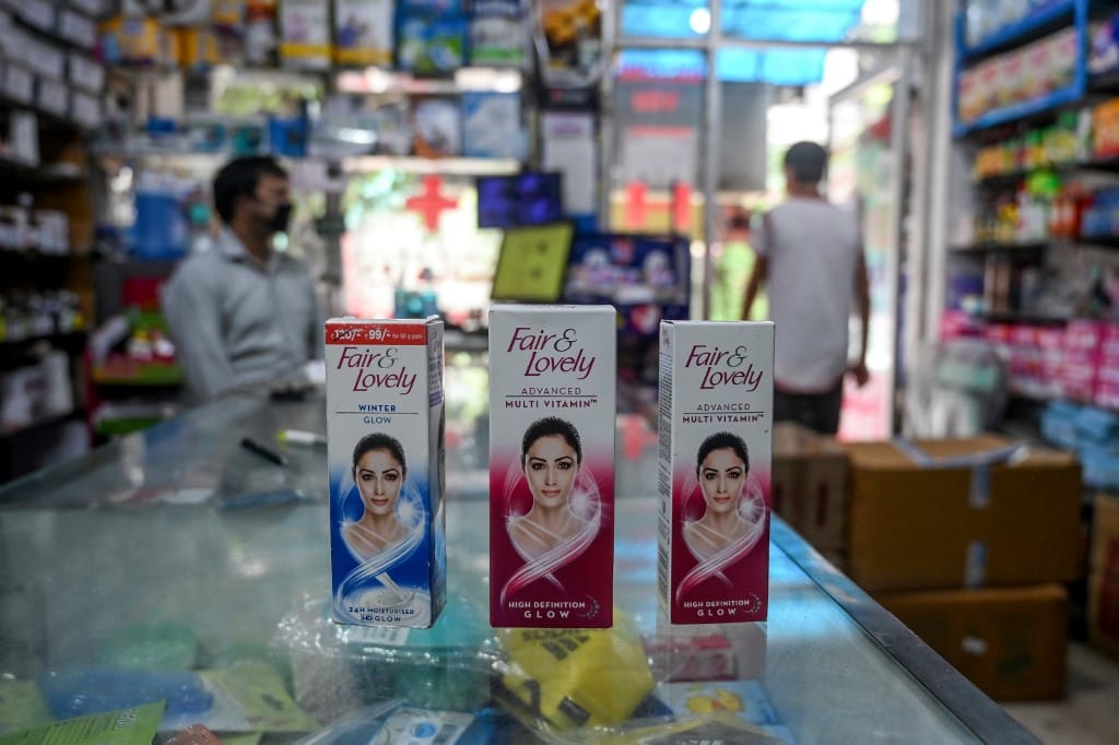 Válogatott módszerekkel készíthette ki a neki nem tetsző influenszereket az Unilever