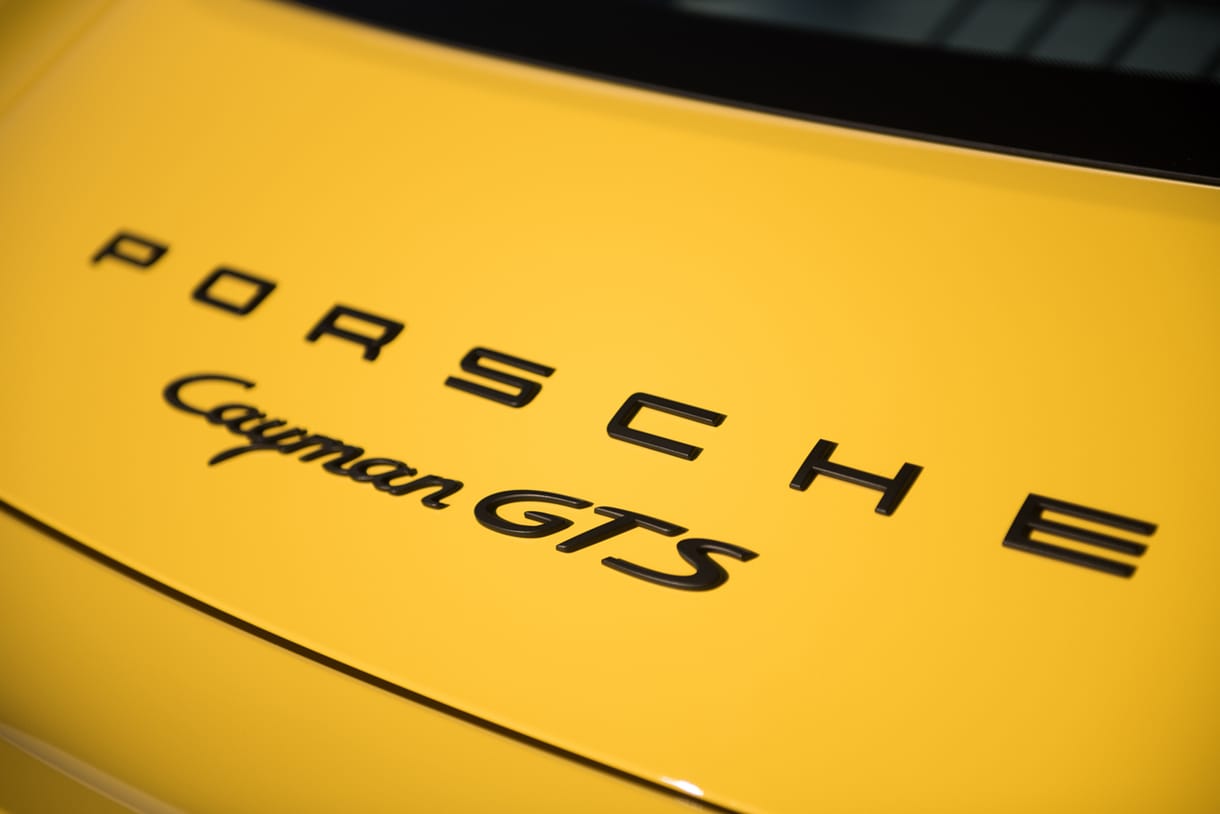A Porsche megtanítja, hogy is kell mondani, hogy Porsche – videó
