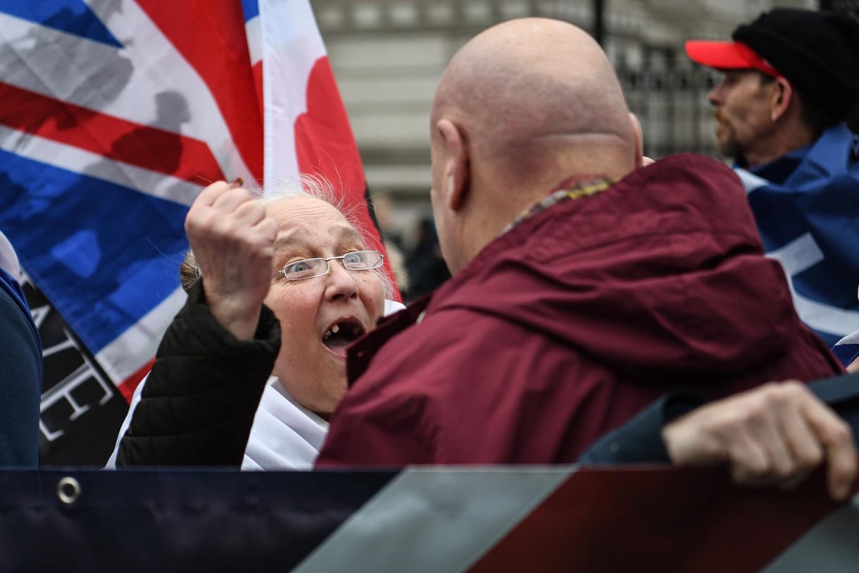 Újra nekifutottak a Brexit-megállapodásnak, de nem látszik az alku vége