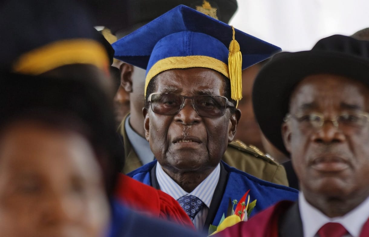 Lehet, hogy szerdán már nem Mugabe lesz Zimbabwe elnöke