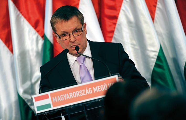 A hét, amikor Orbán mégse kezdett tábort szervezni Brüsszel ellen