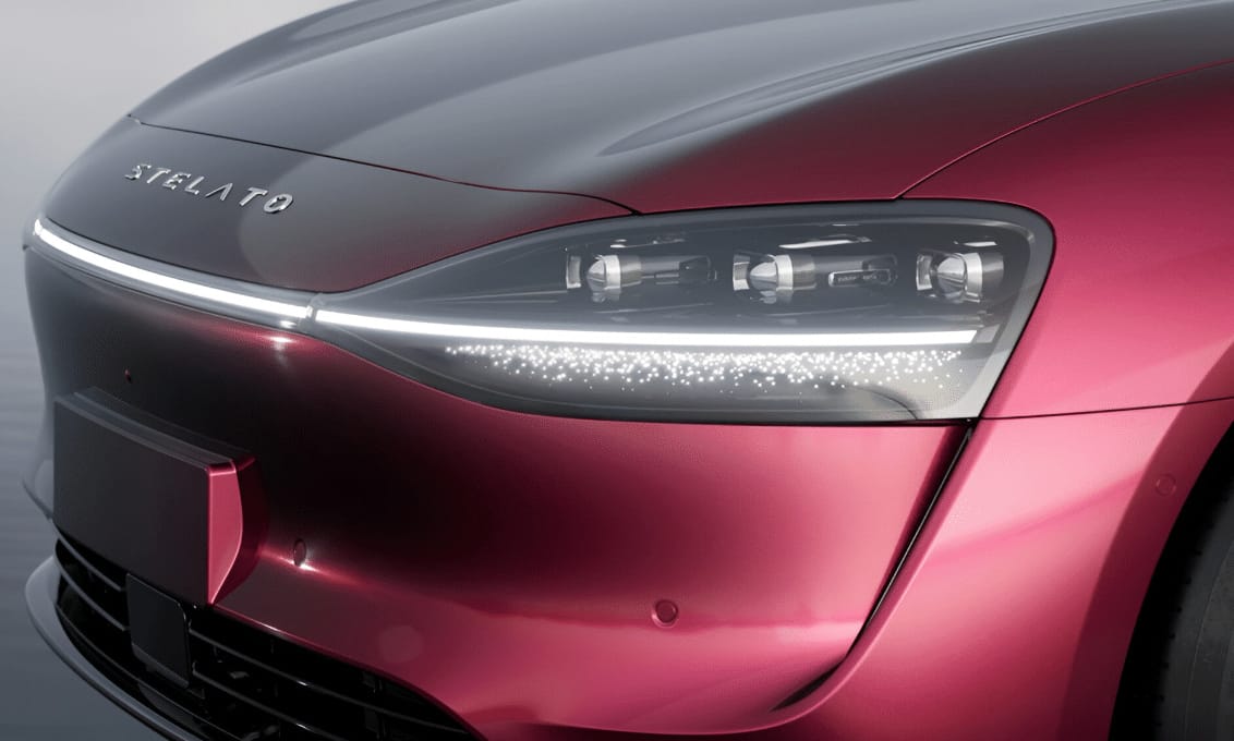 A BMW i7-re és a Mercedes EQS-re lő a Huawei új olcsó luxusautója