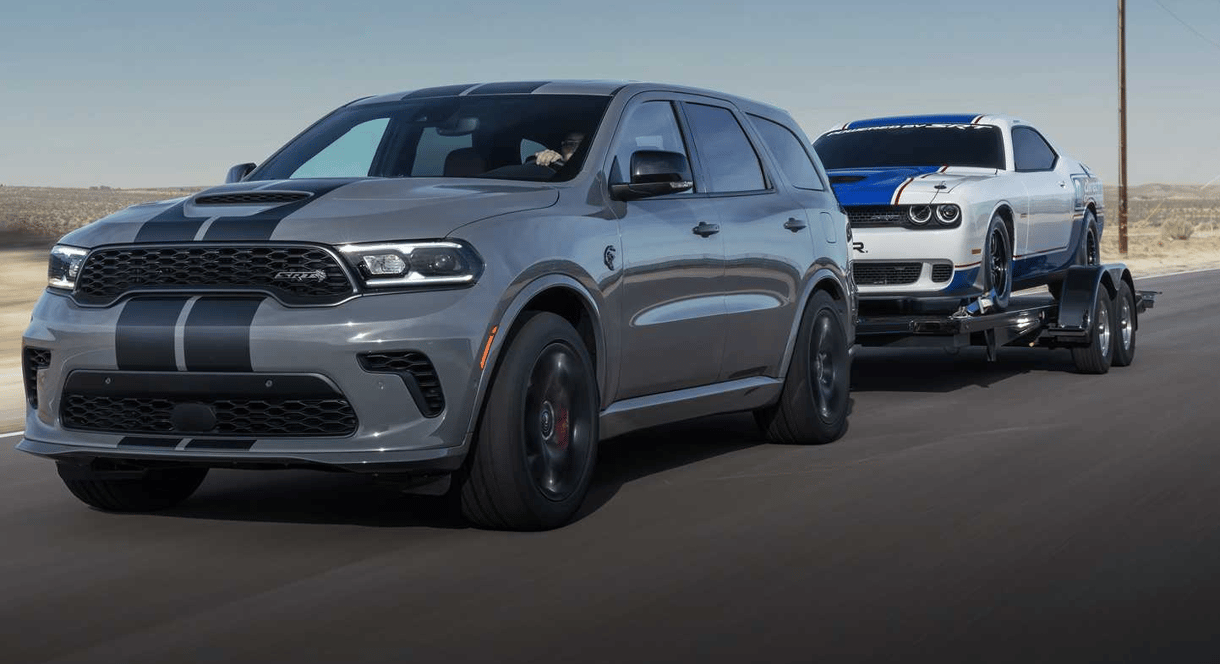 A világ legerősebb SUV-jával készül a Dodge