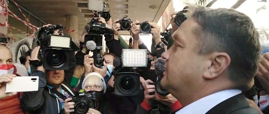 Szarka Gábor megpróbált bejutni az SZFE Vas utcai épületébe