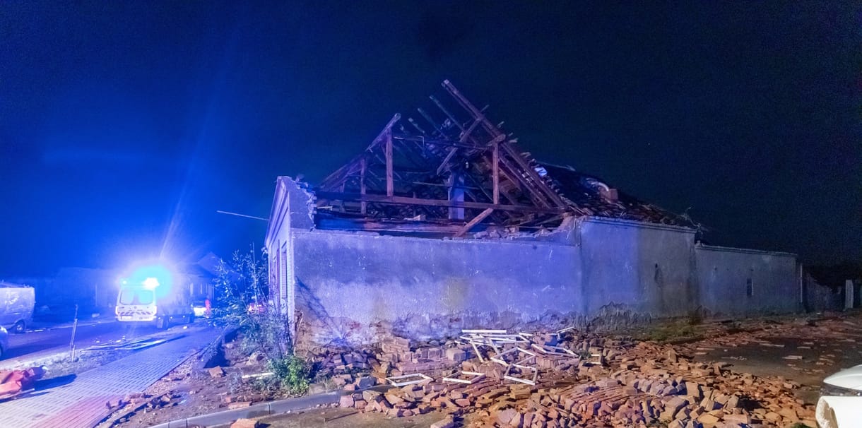 Hatalmas tornádó pusztított a cseh–szlovák határon