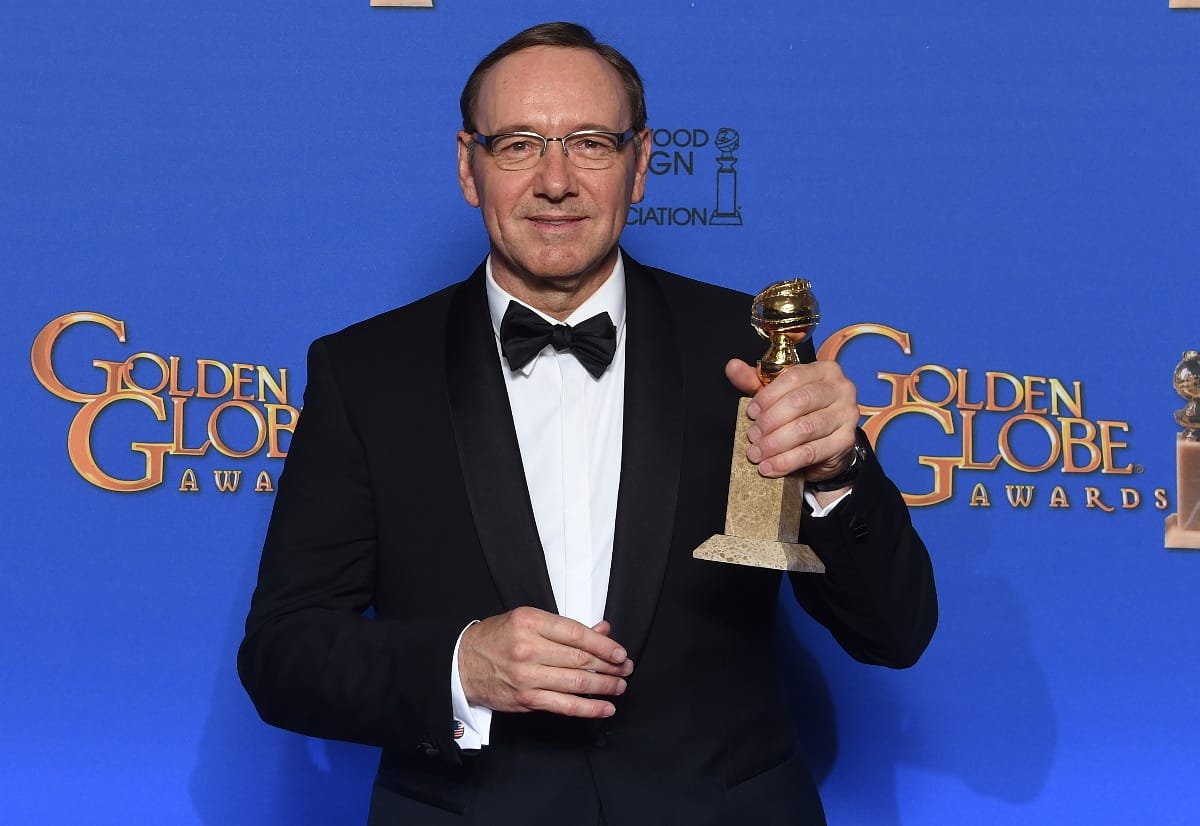 Kevin Spacey brit színházi díjat kap