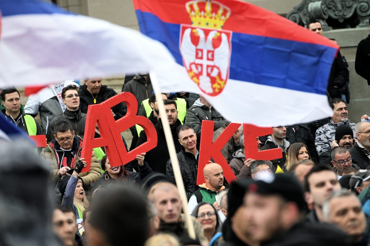 Szombaton újra az ellenzék tüntetett Belgrádban