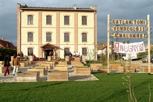 Ahol a kolbász kolbászból van - Katlan Tóni konyhája