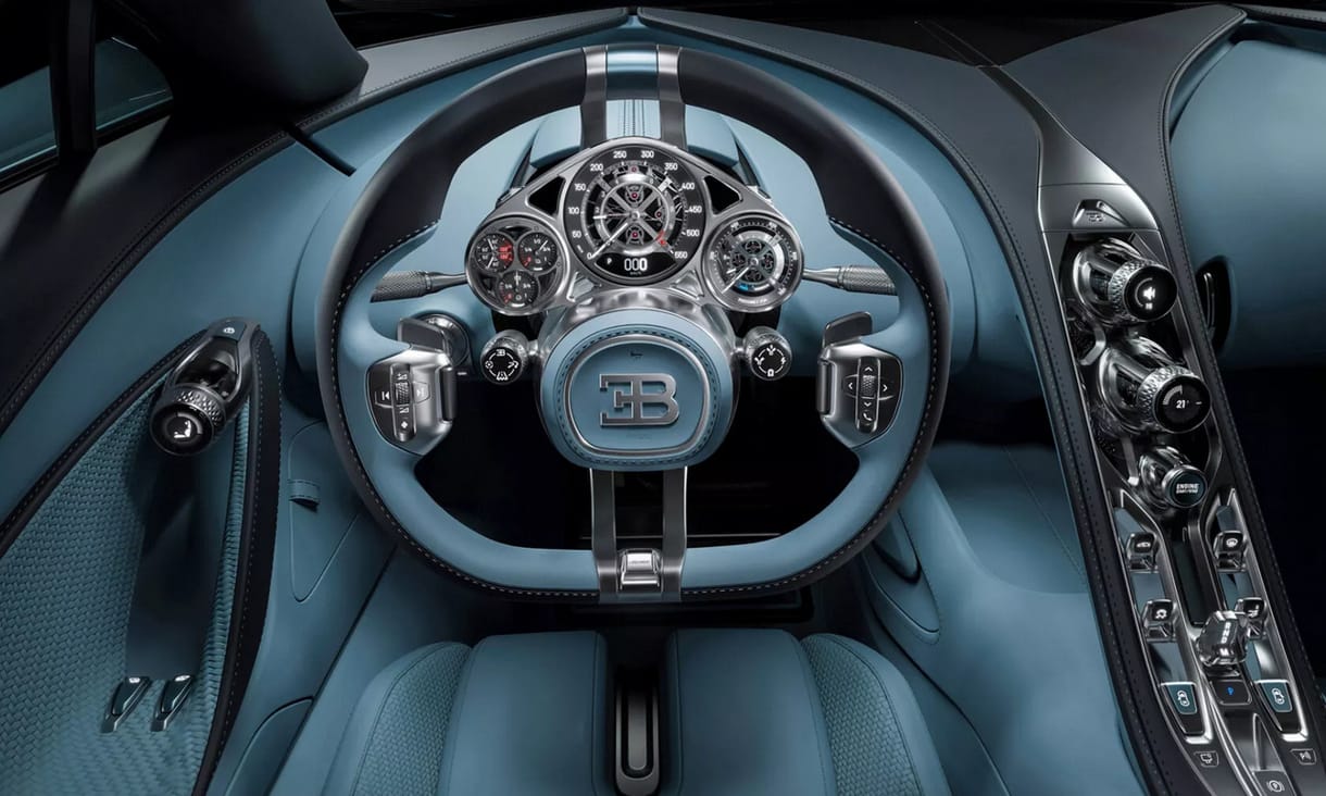 A Bugatti Tourbillonban még hangszórók sincsenek, a karosszériát használják erre a célra